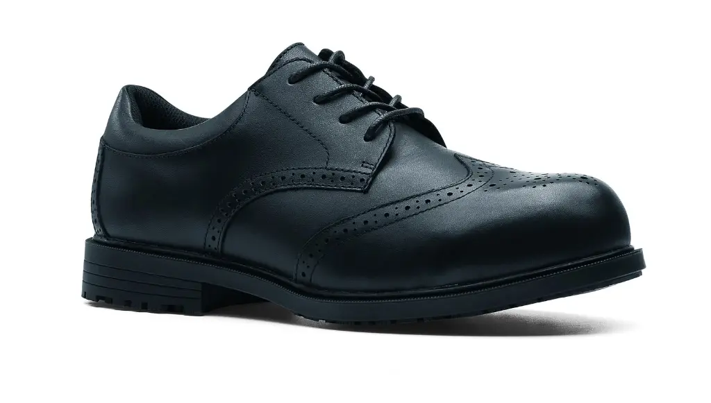 EU_PHO_FW_EXEC_WING_ST_52181_BLK_002_LOW RES.webp