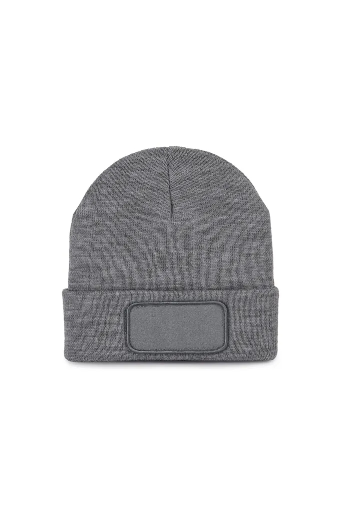 Bonnet avec patch-K-UP